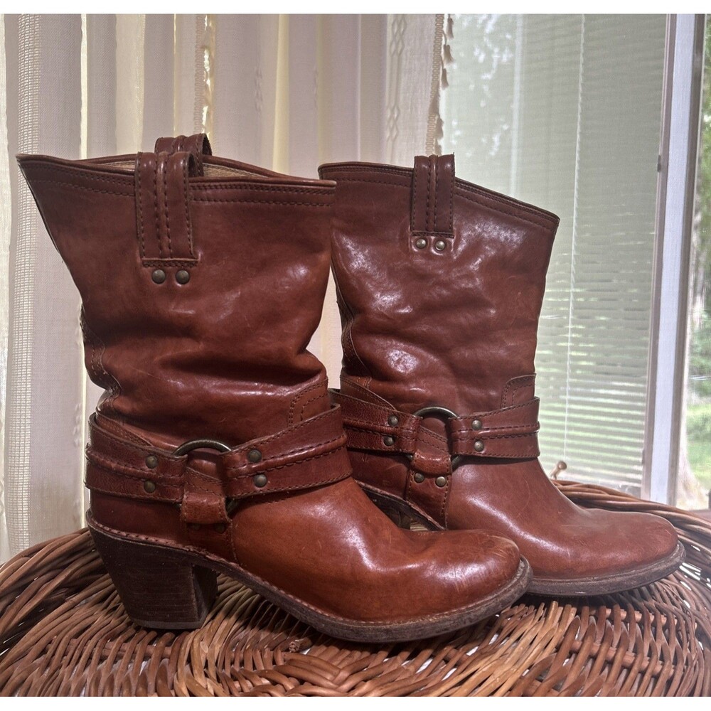 FRYE Women's Carmen Harness Short Moto Western Cowboy Boots Size 8.5